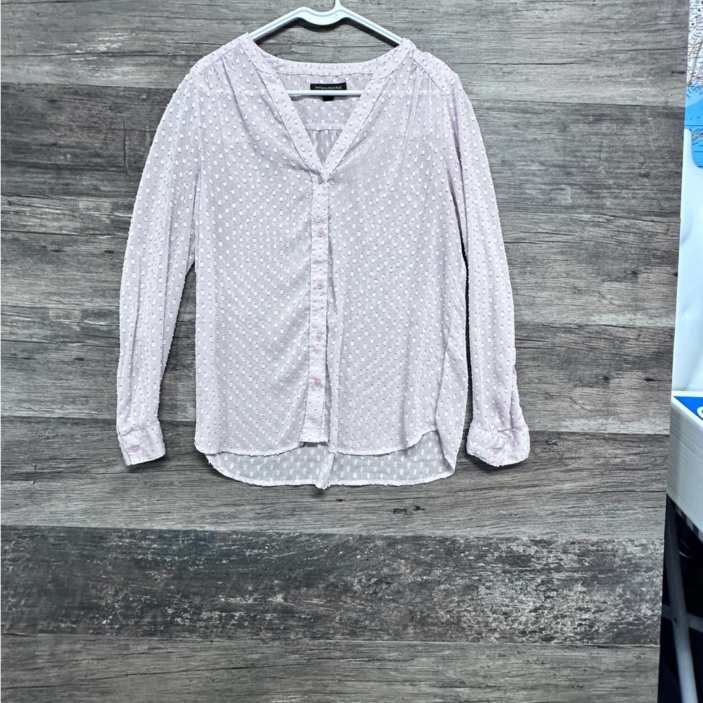 Banana Republic Pink Blouse with Long Cuffed Sleeves and Peter Pan Collar